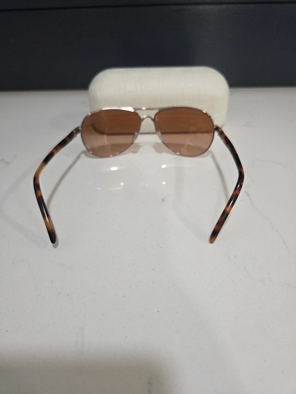 Oakley Feedback Rose Gold Pilot Sunglasses Brown Gradient Lenses 004079-01 -Case